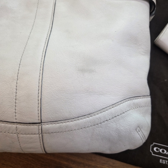 Vintage Coach Soho Slim Duffle 1452 White Leather & Silver Hardware + Wallet - Picture 16 of 16